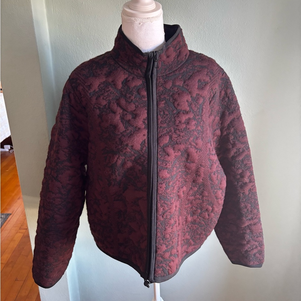 Lululemon Burgundy and Black Patterned Jacket